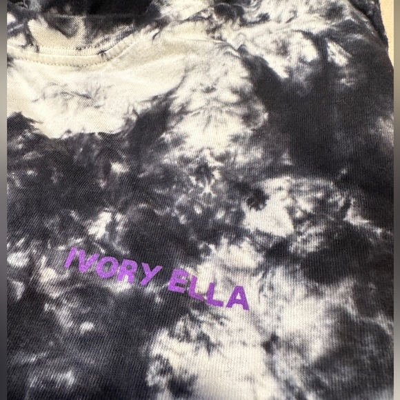 IVORY ELLA - Black Long Sleeve Tie Dye Ivory Ella Shirt - Picture 2 of 2